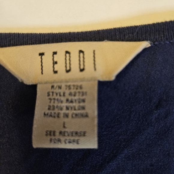 Vintage Teddi Women's Size Large V Neck Top GUC 90s - Picture 2 of 9